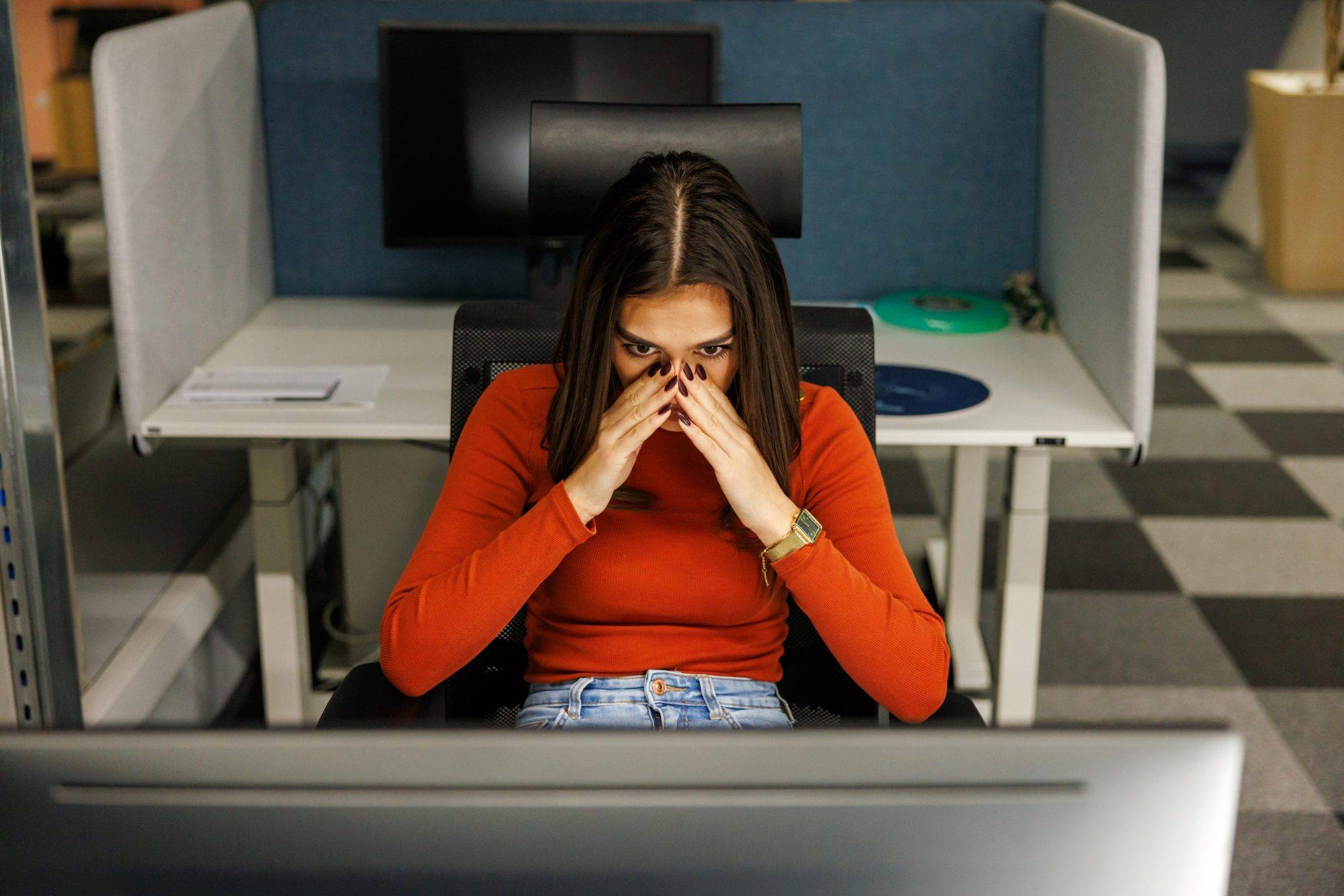 Pesquisa de Harvard mostra que a maioria dos jovens teme que a IA reduza as perspectivas de emprego (Foto: Getty Images/The New York Times Licensing Group)