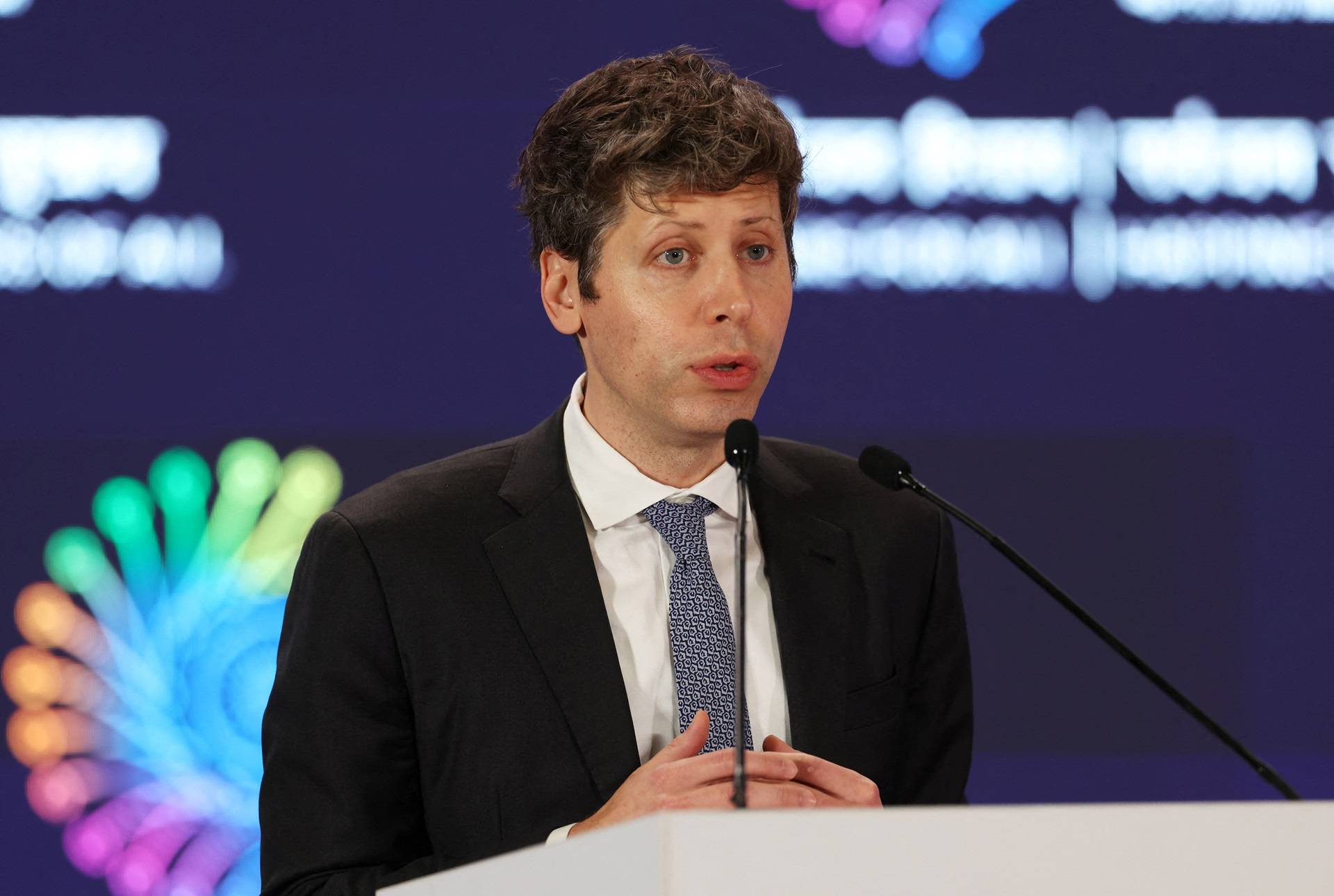 O CEO da OpenAI, Sam Altman, discursa no AI Impact Summit, em Nova Delhi, Índia, em 19 de fevereiro de 2026. REUTERS/Bhawika Chhabra