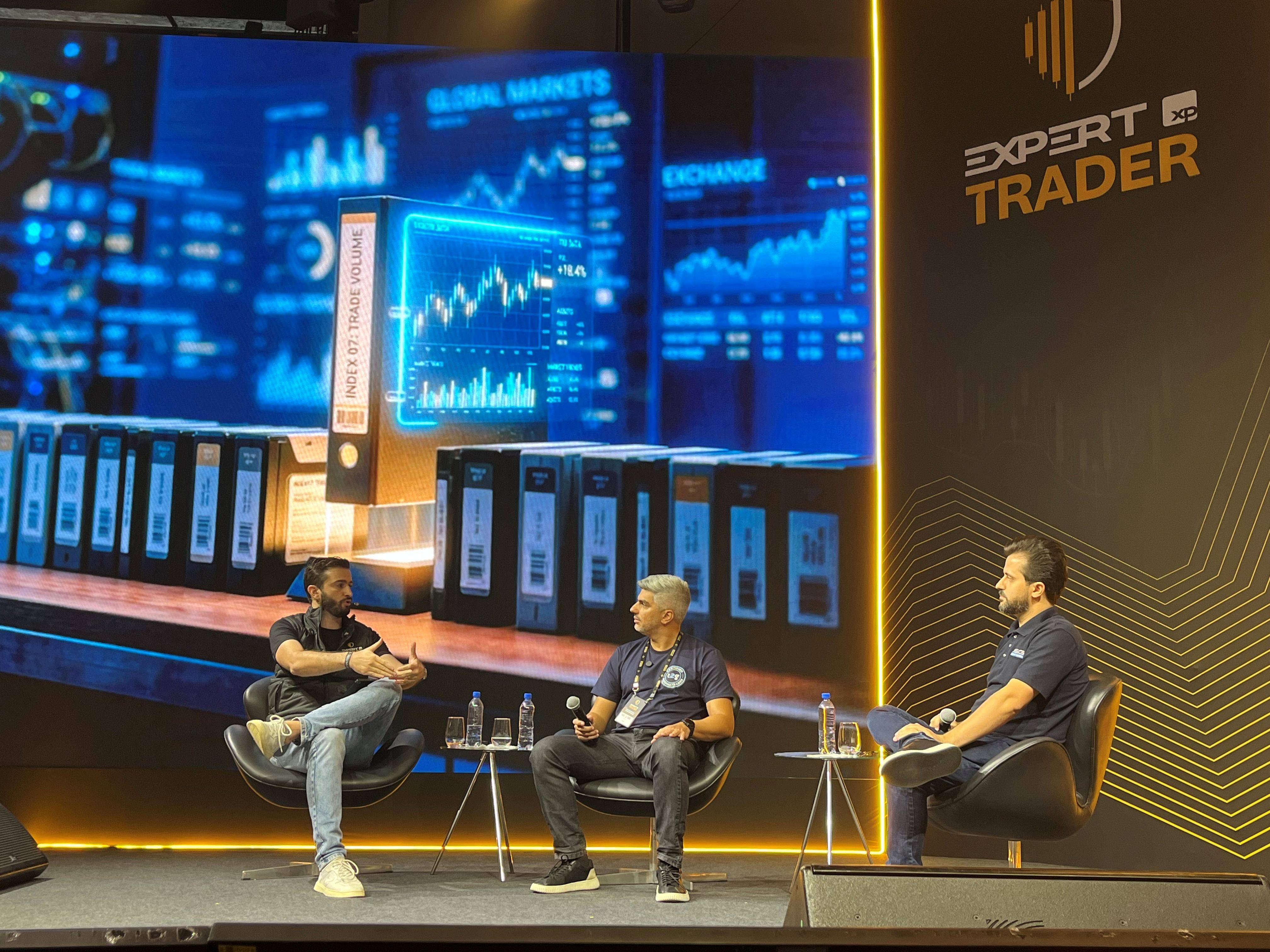Caio Scotte, Bruno Ramos e Sérgio Gargantini em palestra na Expert Trader XP. Foto: Victória Anhesini/Infomoney