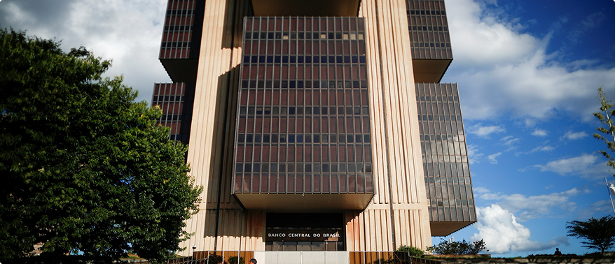 “Super Quarta”: como mercado pode reagir às incertas decisões de juro do Fed e Copom?