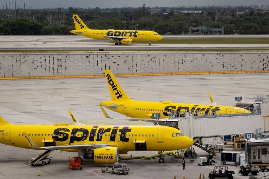 Aviões da Spirit Airlines no Aeroporto Internacional de Fort Lauderdale–Hollywood. Fotógrafa: Eva Marie Uzcategui/Bloomberg
