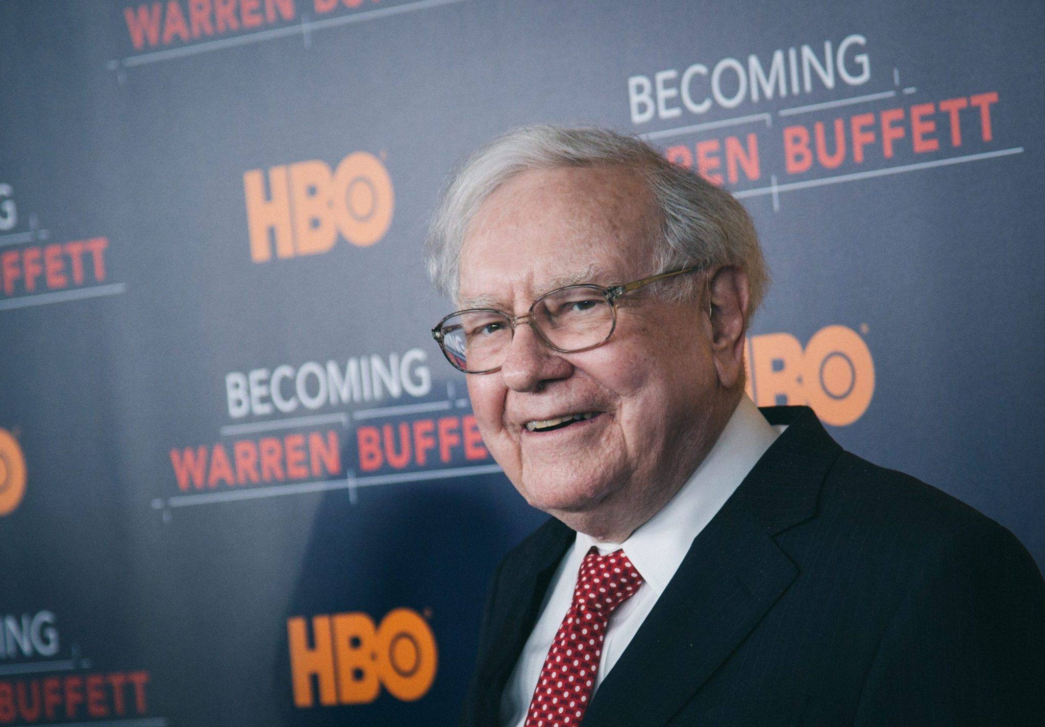 O megainvestidor Warren Buffett entregava jornais quando garoto (Foto: Getty Images/J. Kempin/Fortune)
