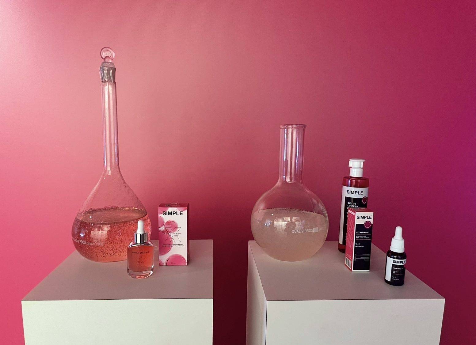 Produtos da Simple, da Hypera, selecionados para venda em farmácias (Foto: Mariana Amaro / InfoMoney)