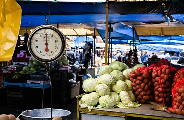 Inflação de alimentos (Foto: Michaela Kostadinova / Unsplash)