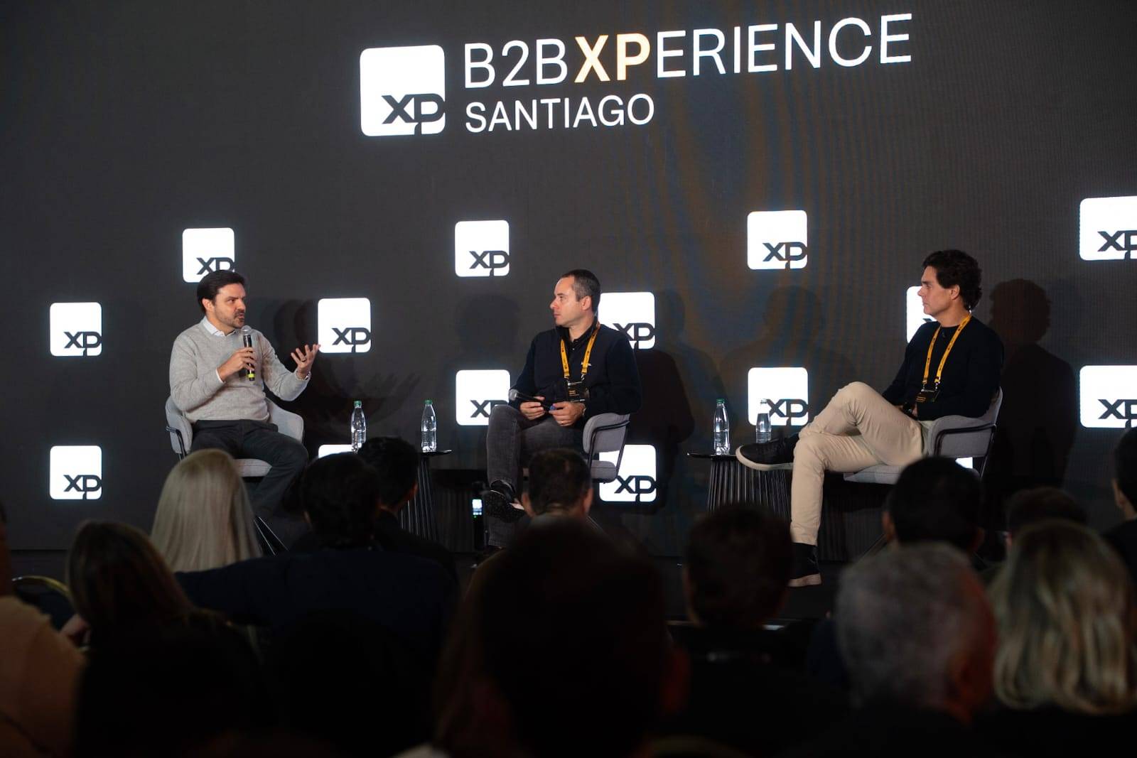 Guilherme Sant’Anna, Thiago Maffra e Guilherme Benchimol abrem o B2B XPerience. Imagem: Divulgação