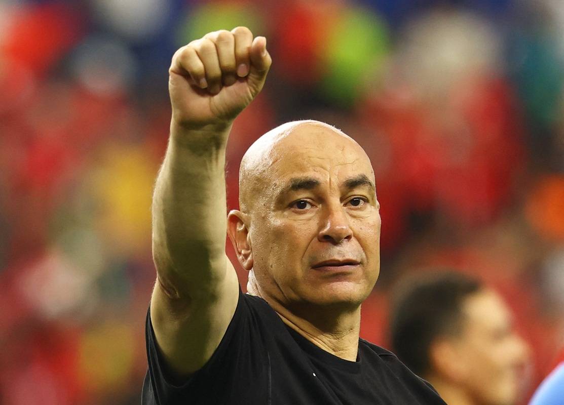 Hossam Hassan, técnico do Egito na Copa de 2026. Foto: REUTERS/Kai Pfaffenbach