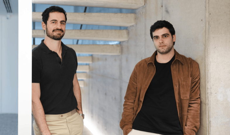 Vitor Olivier, ex-CTO do Nubank, e Felipe Meneses, fundador da Hyperplane (Crédito: divulgação)